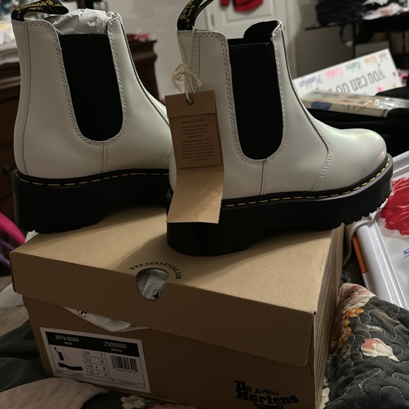 2976 Dr. Martens Platform Chelsea Boots - Picture 5 of 8